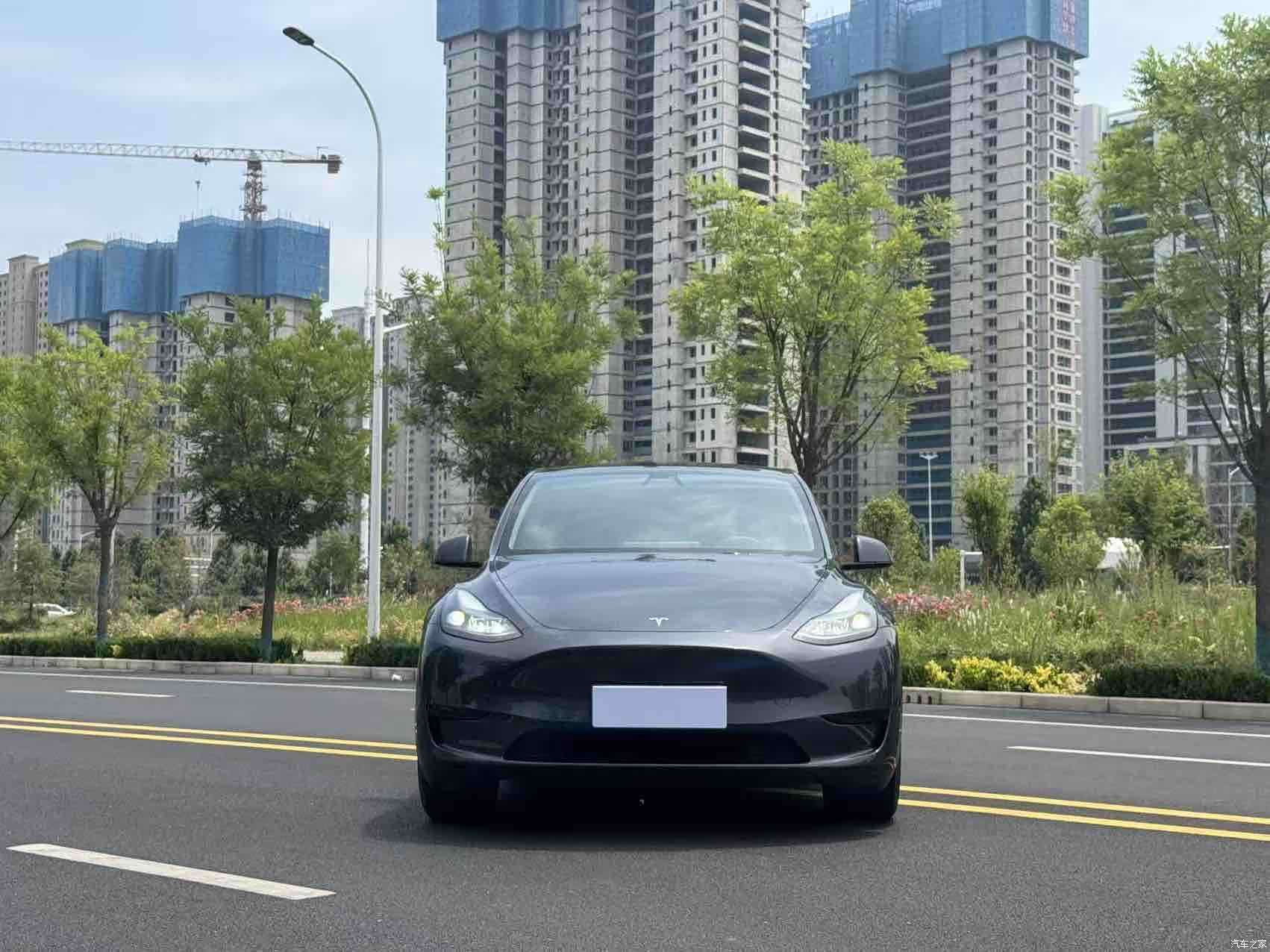 Tesla Model Y, 2024 2