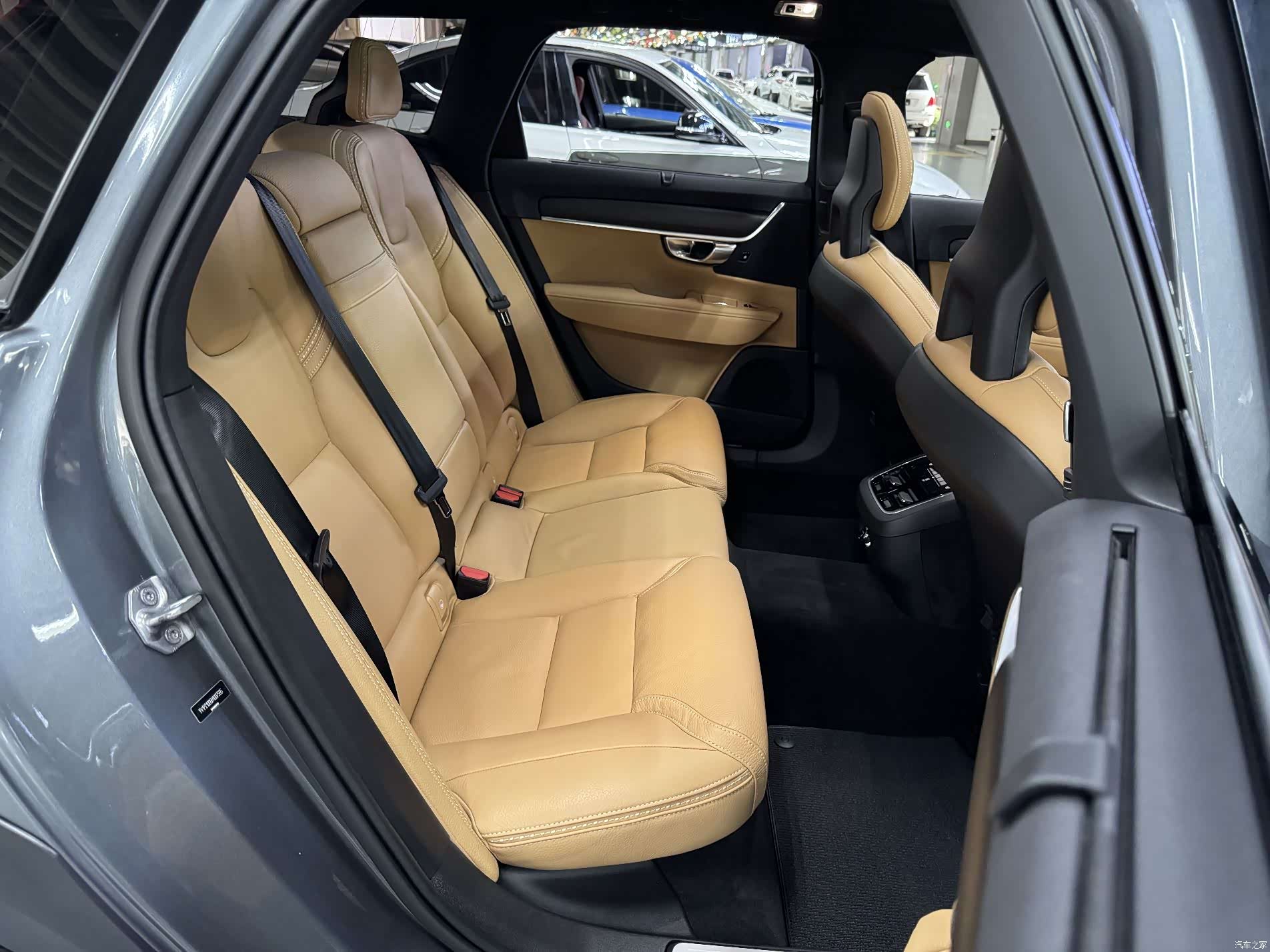 Volvo V90, 2017 26