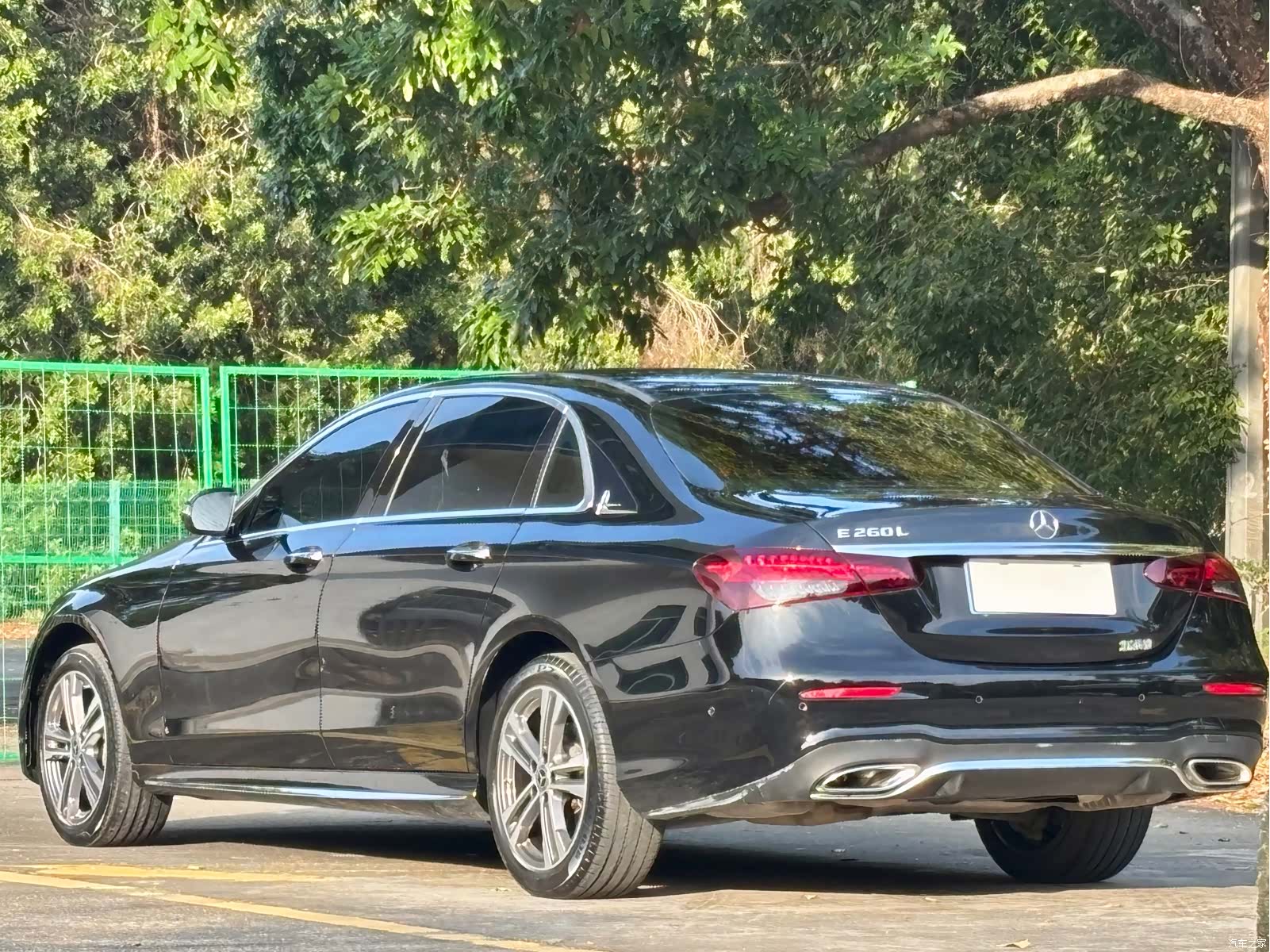 Mercedes-Benz E-Class, 2022 19