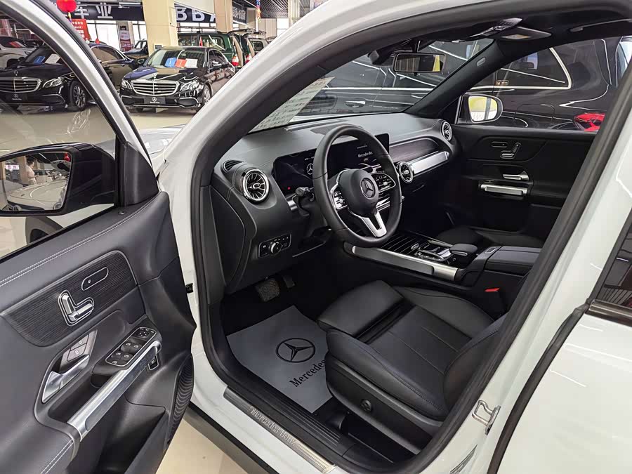 Mercedes-Benz GLB 2020, фото 9