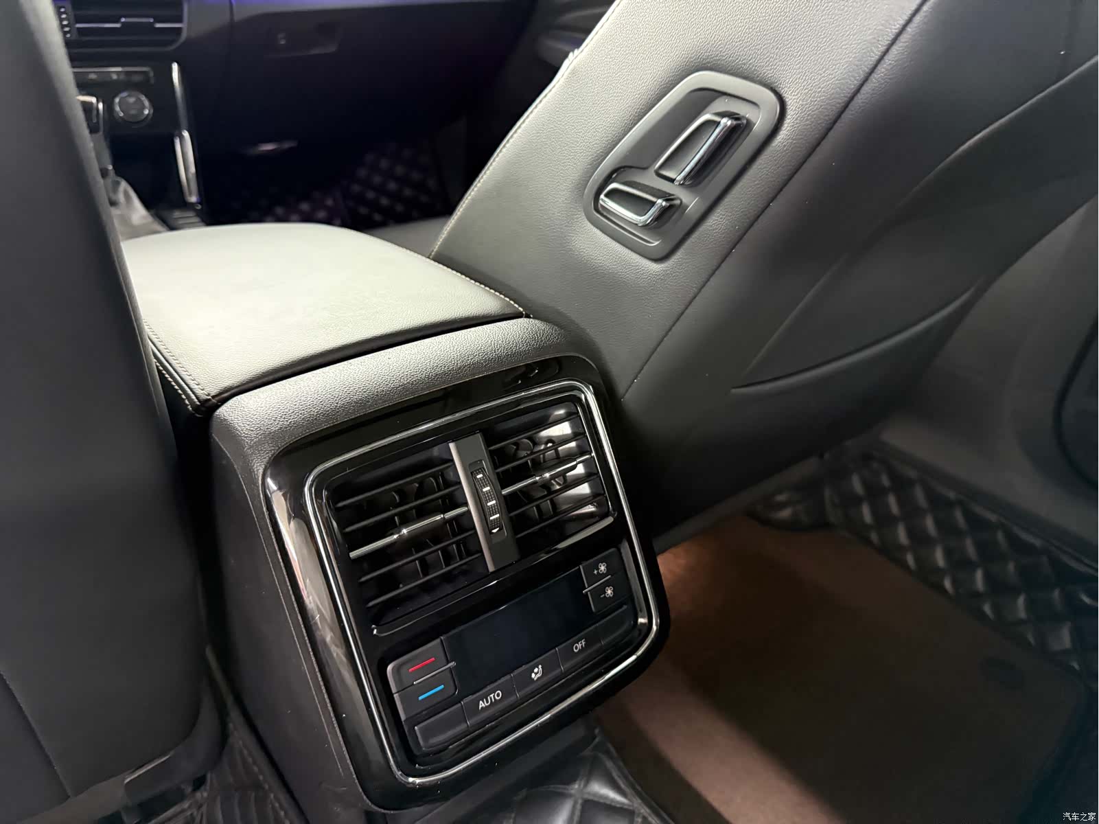 Volkswagen Passat, 2019 10