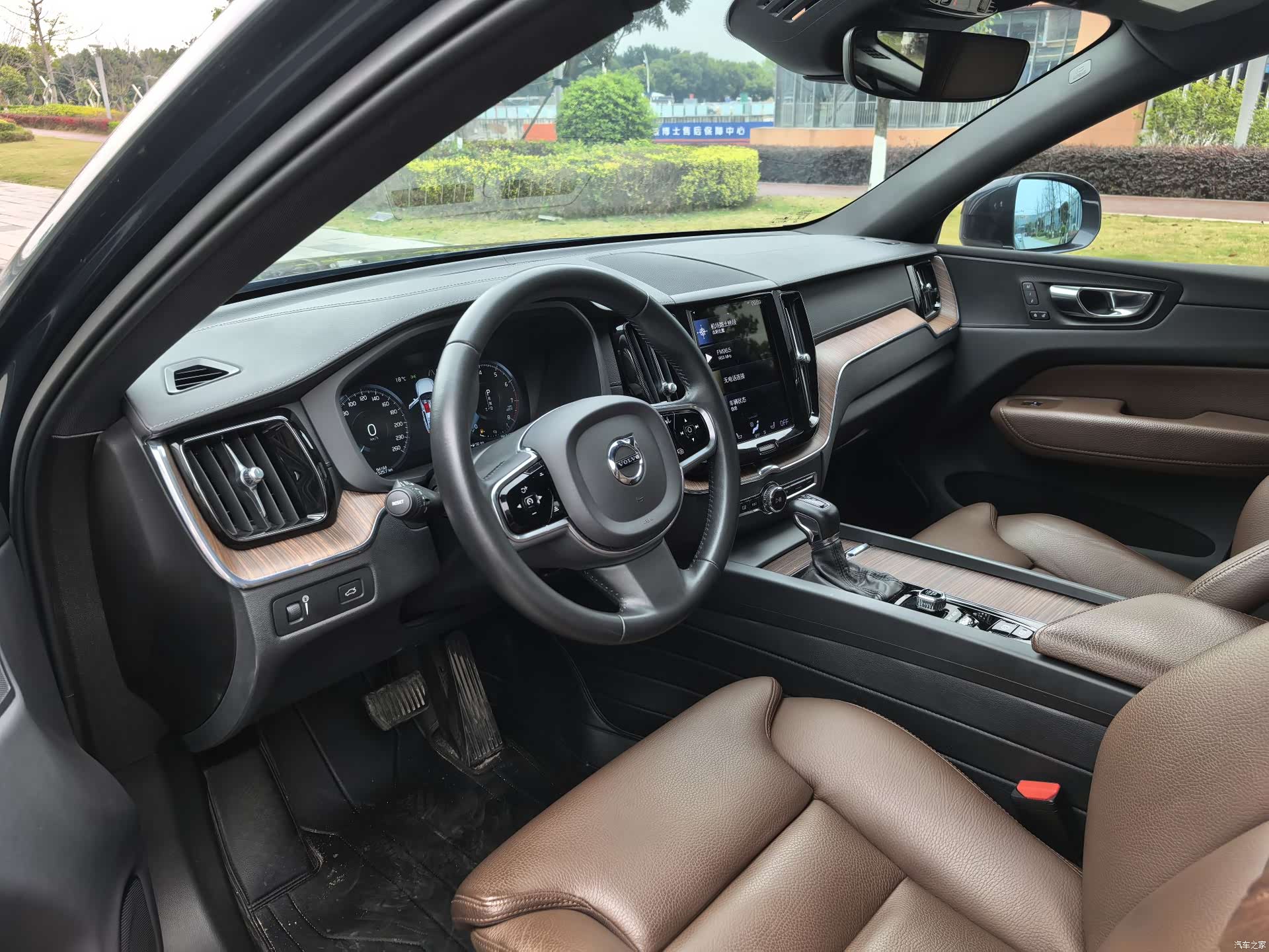 Volvo XC60, 2020 все фото