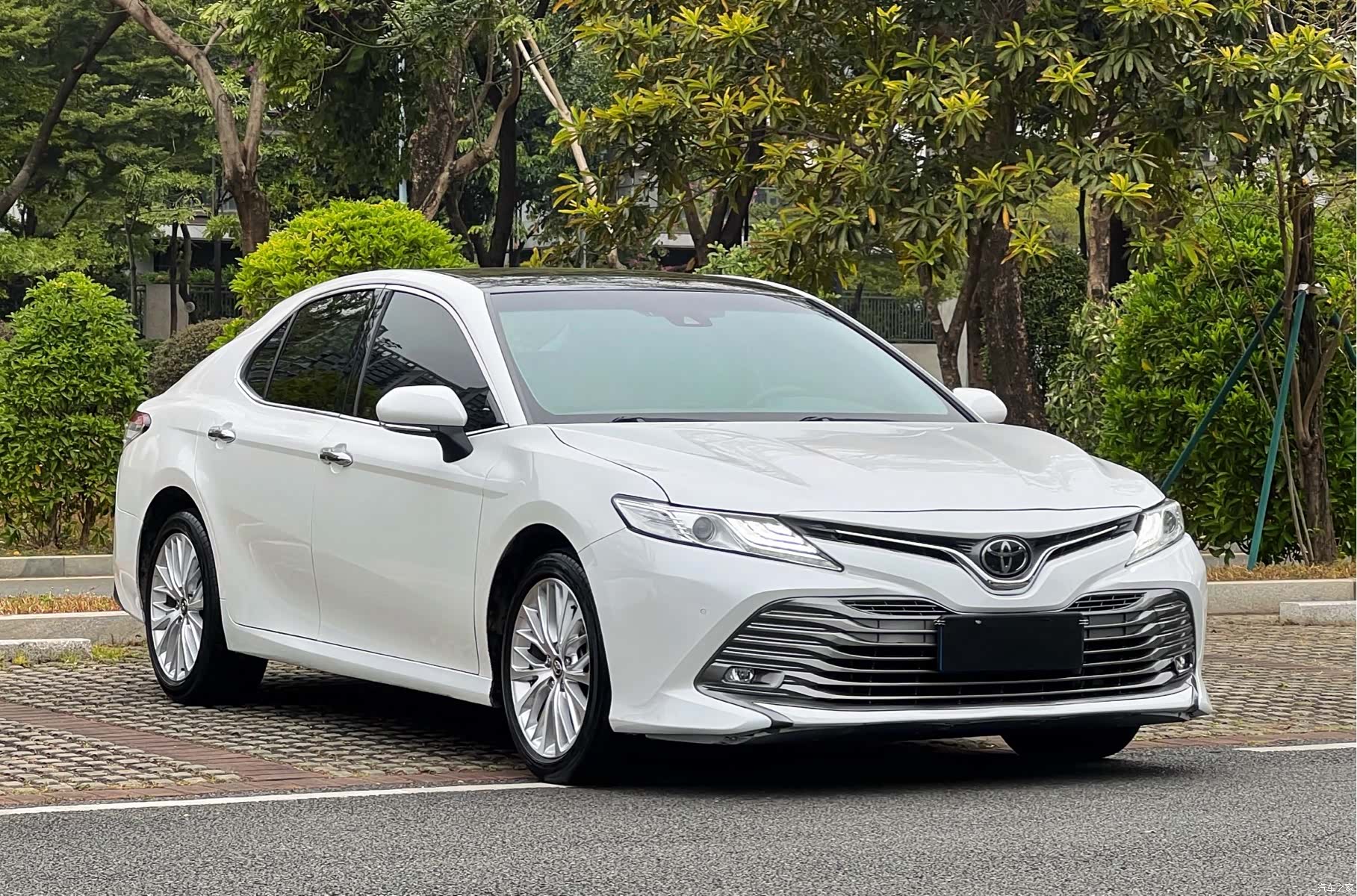 Toyota Camry, 2020 3