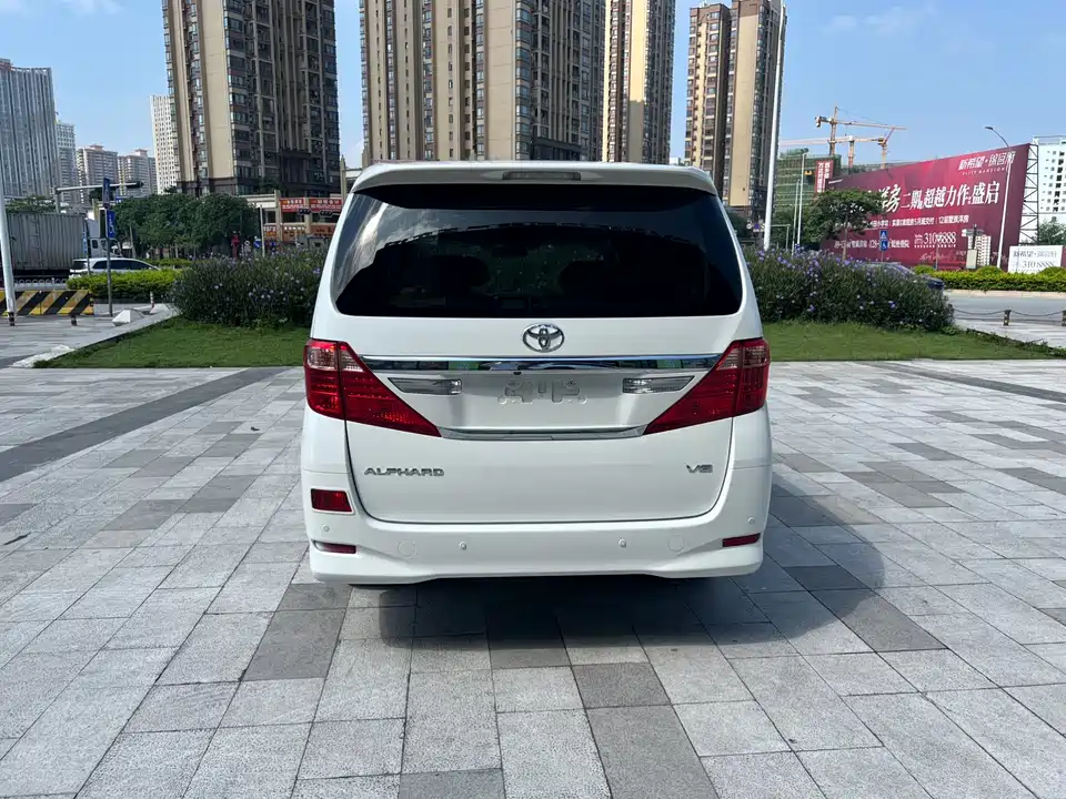 Toyota Elfa Toyota Elfa