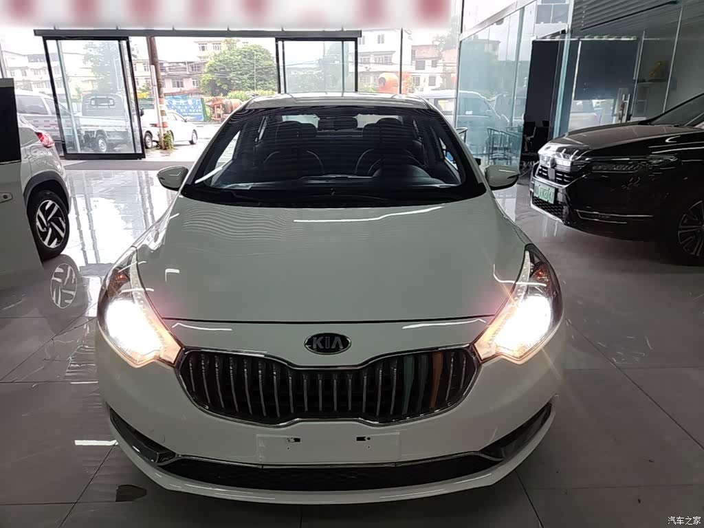 Kia K3, 2014 3