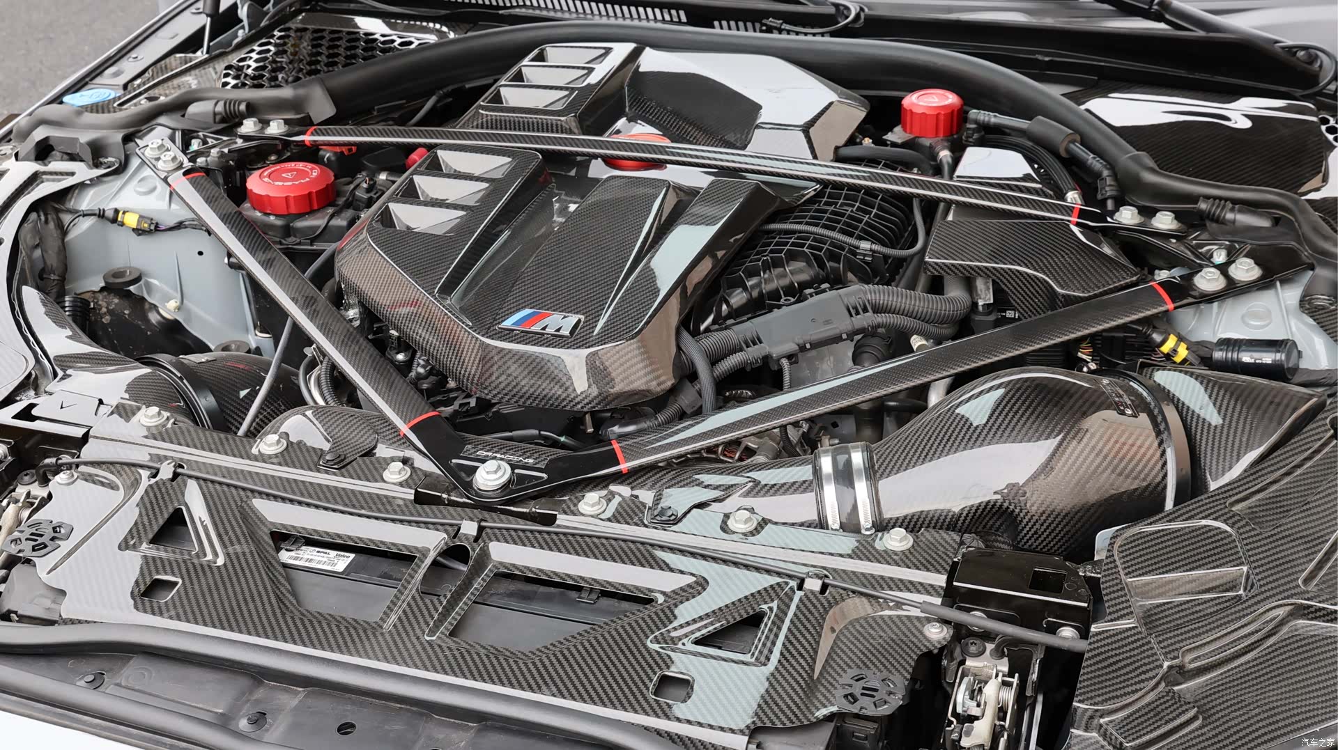 BMW M3, 2025 11