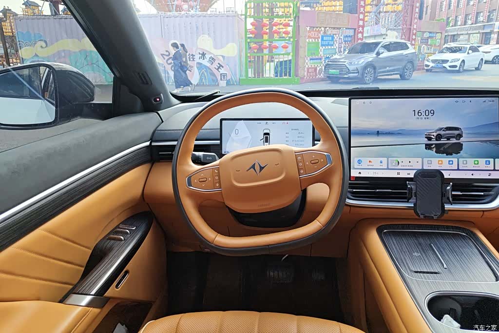 DongFeng eπ008, 2024 15