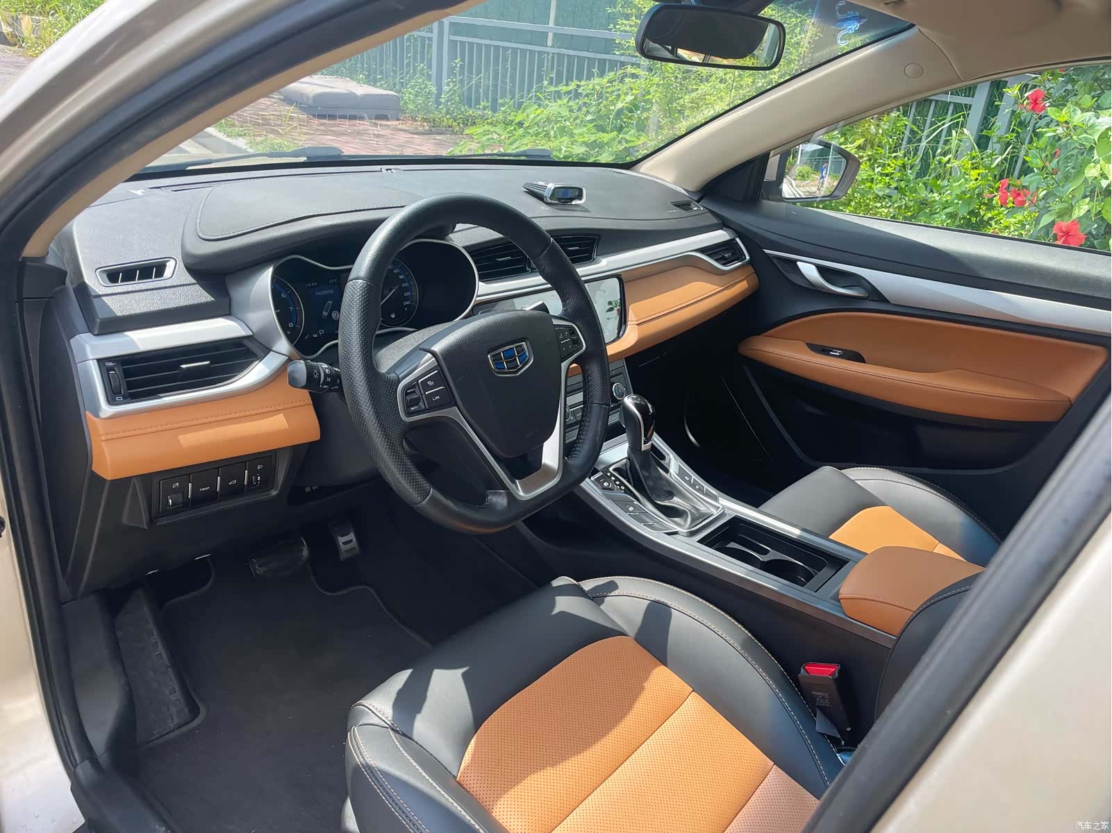 Geely S1, 2018 13