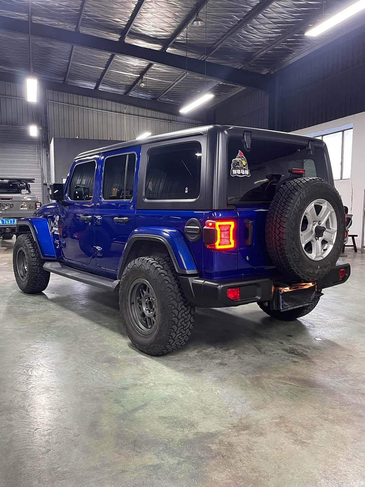 Jeep Wrangler, 2020 4