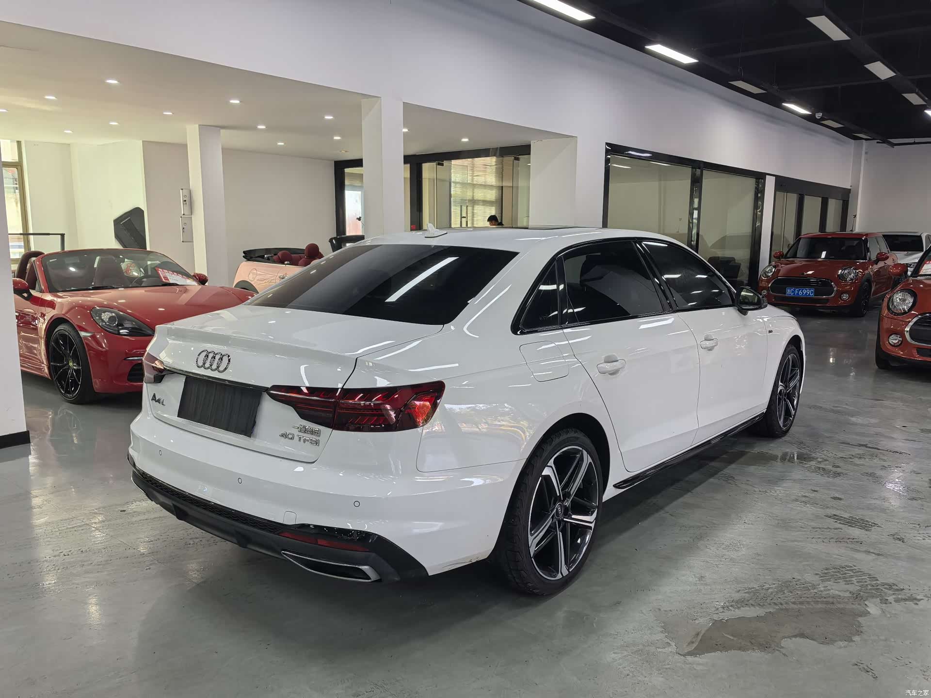 Audi A4L, 2024 все фото