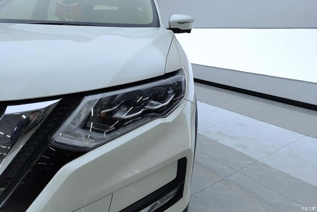 Nissan X-Trail, 2021 все фото