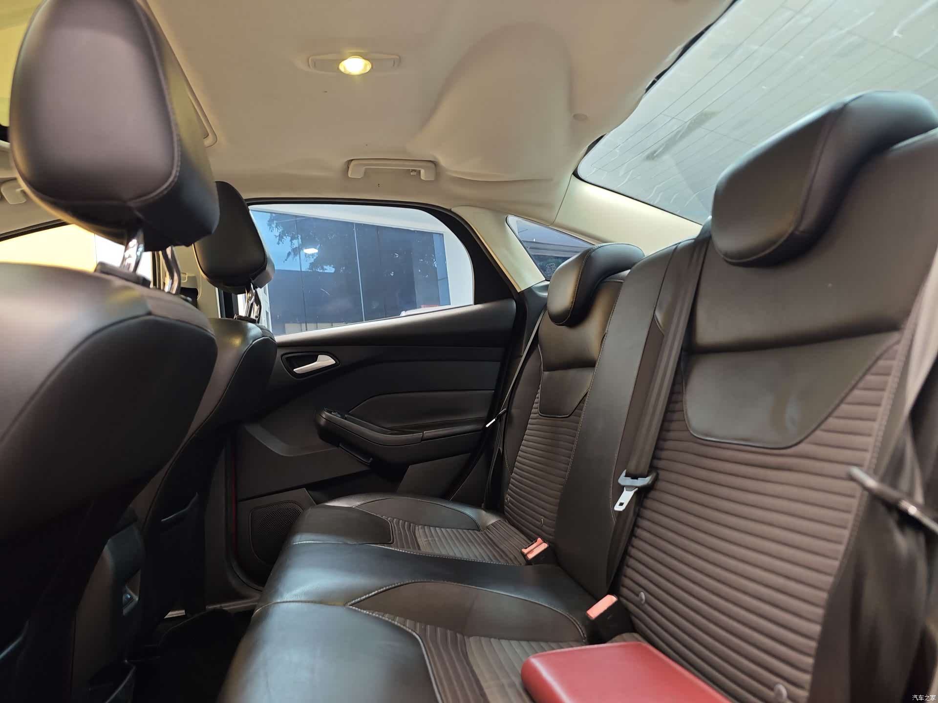 Ford Focus, 2016 22