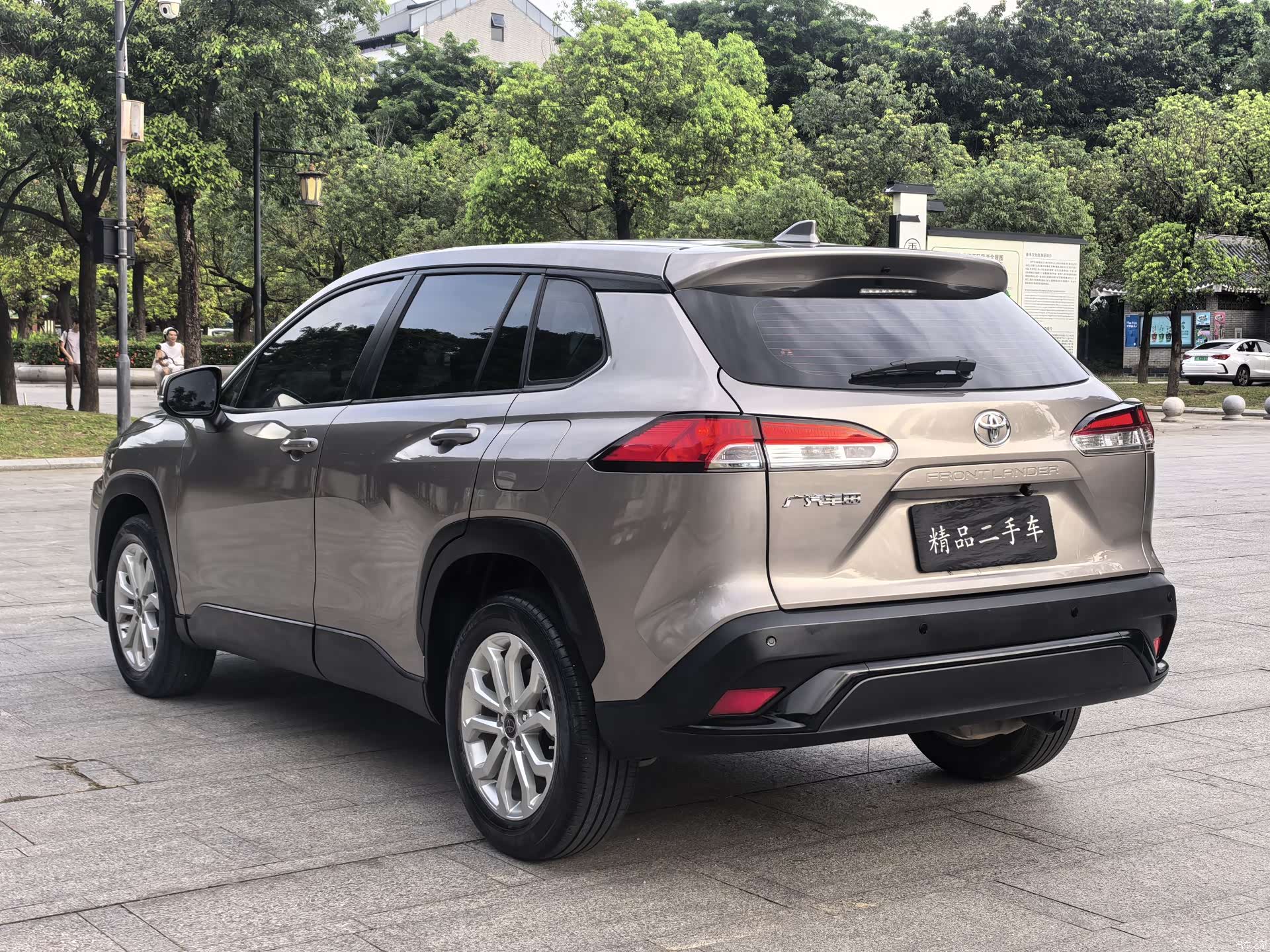 Toyota Frontlander, 2023 4