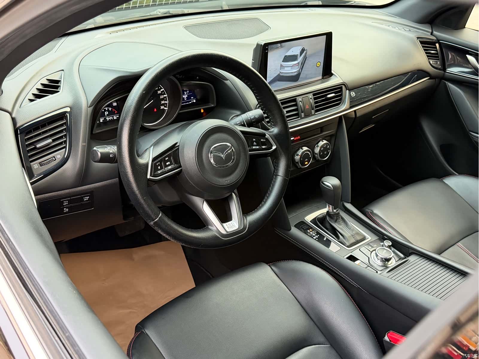 Mazda CX-4, 2022 все фото