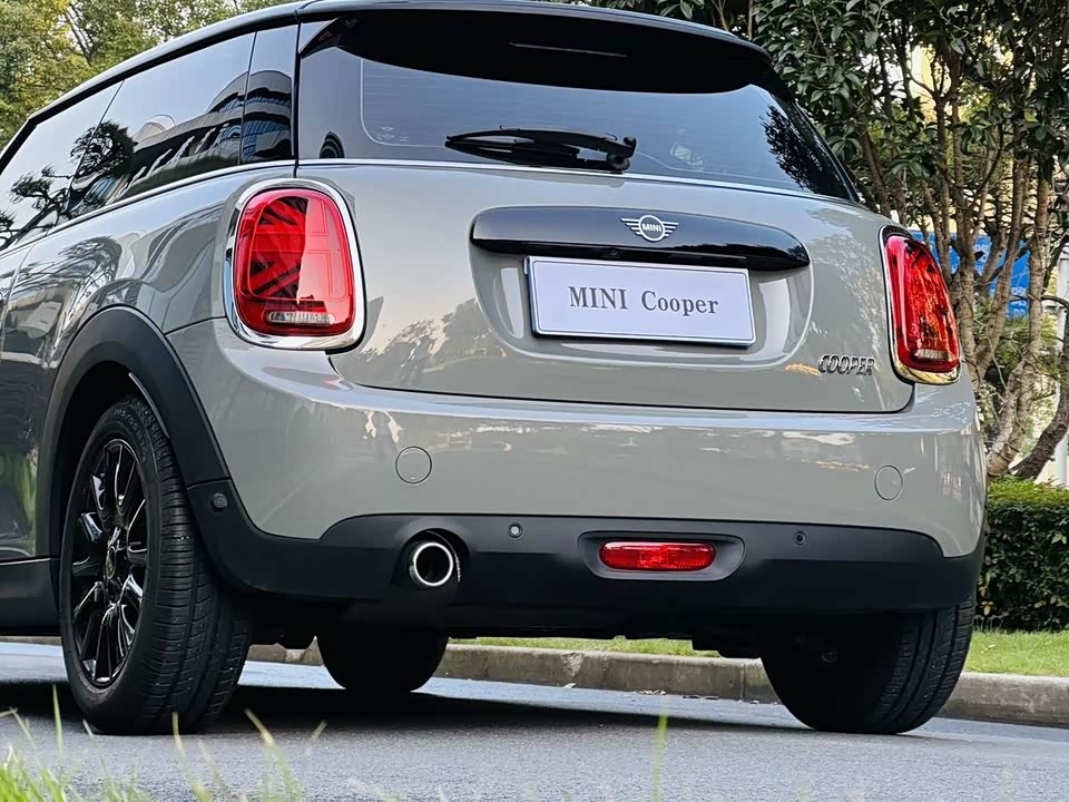 MINI MINI