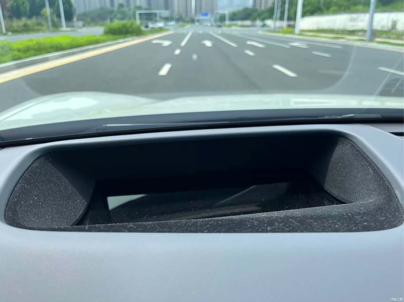 Xiaomi SU7, 2024 11