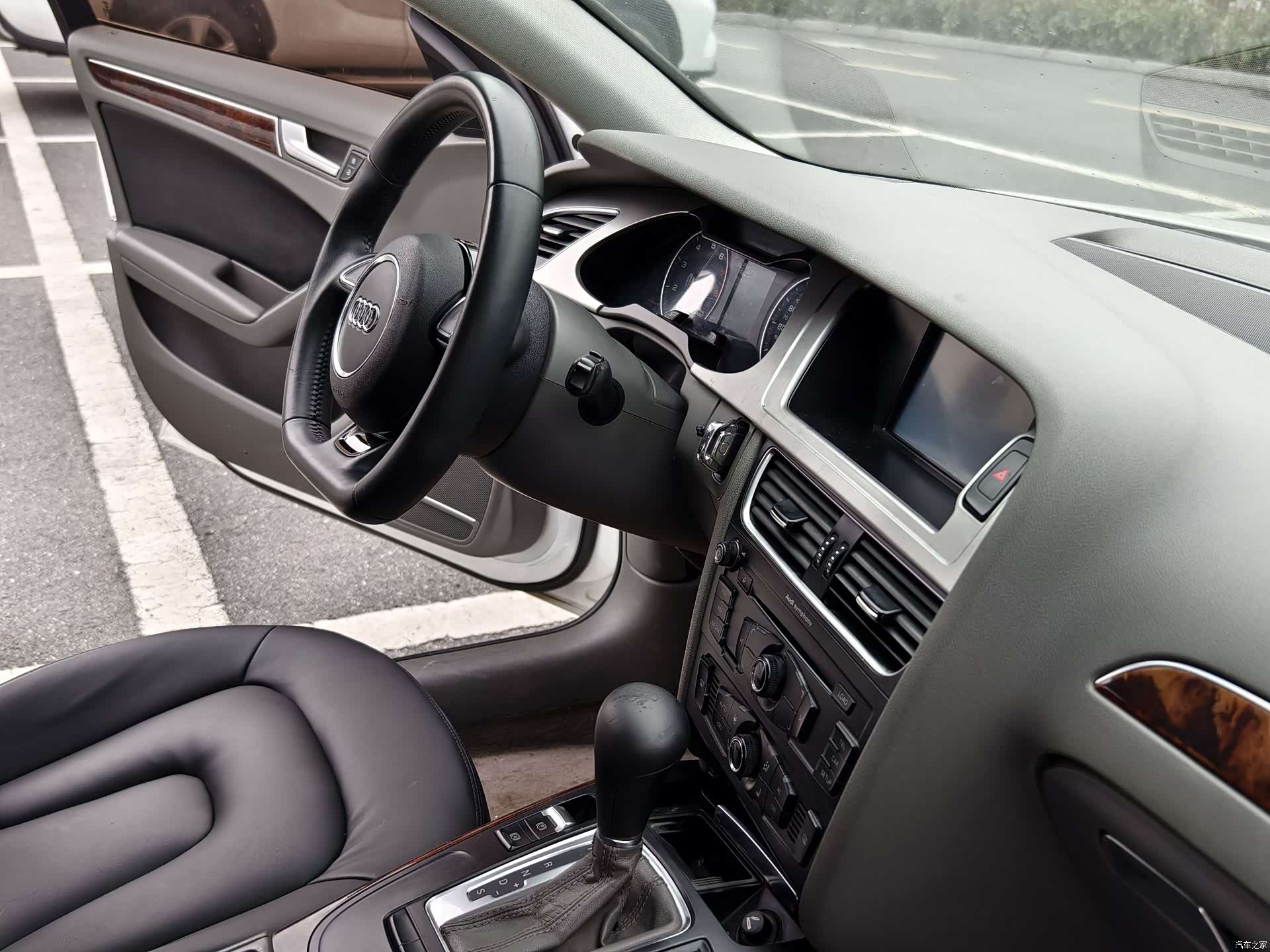 Audi A4L, 2011 12