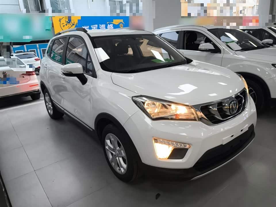 Changan CS15