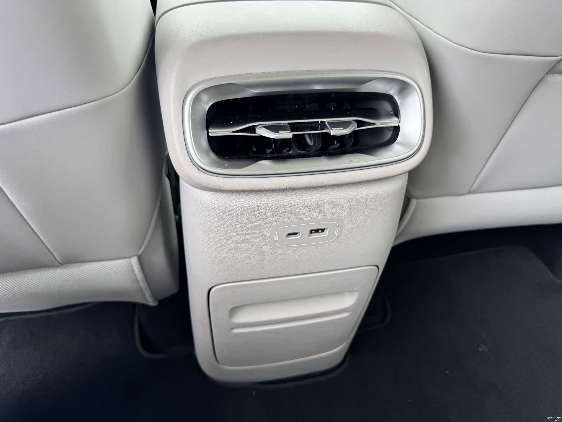 Leapmotor B10, 2025 21
