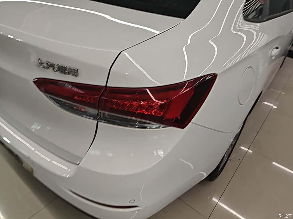 Buick V, 2018 24
