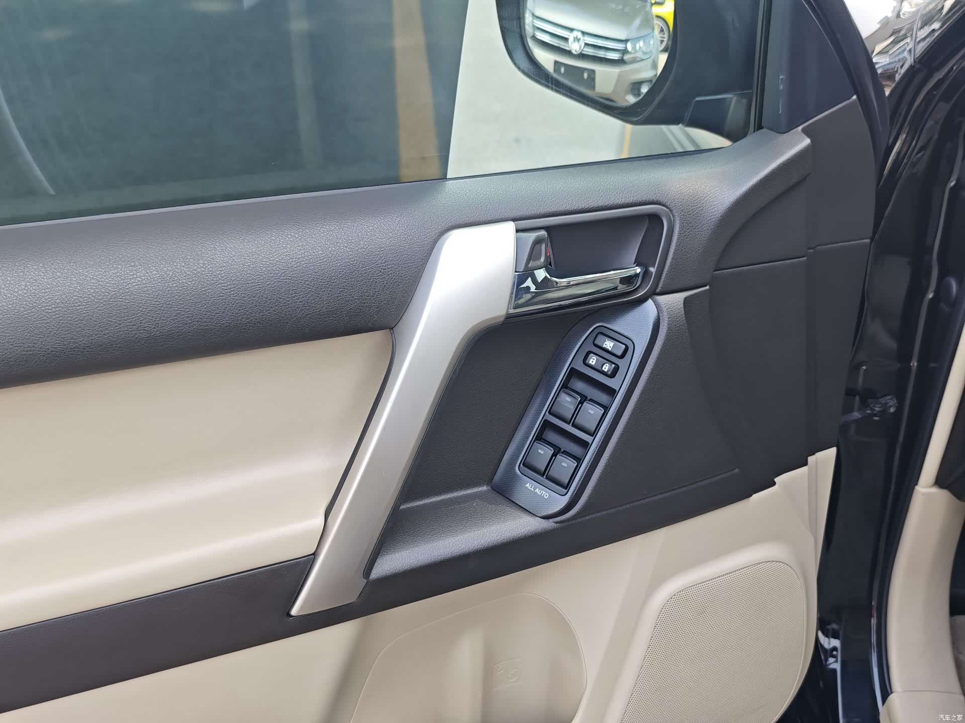 Toyota Prado, 2012 14
