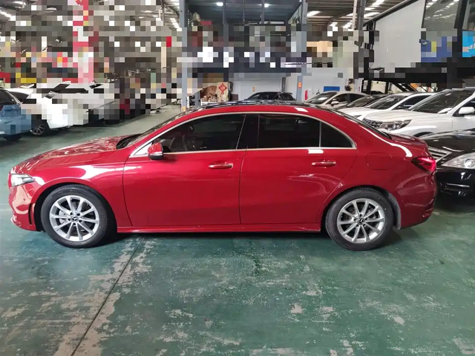 Mercedes-Benz Class A Mercedes-Benz Class A
