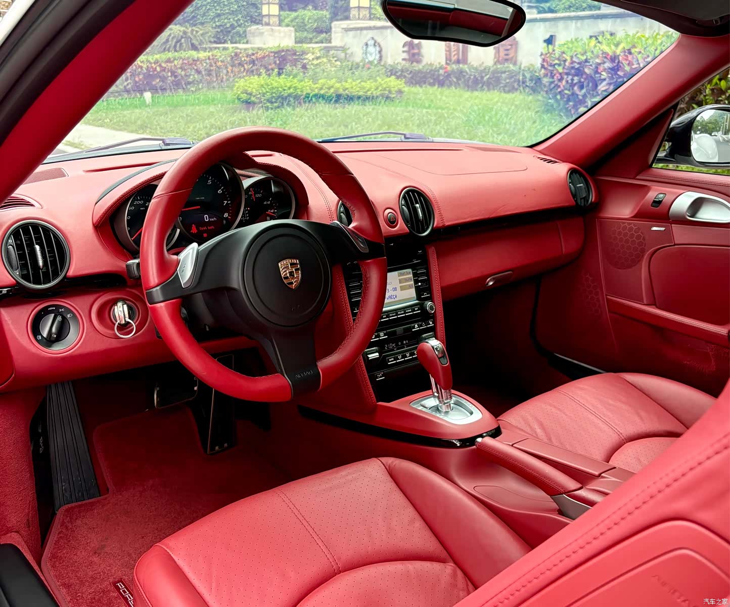 Porsche Cayman, 2012 8
