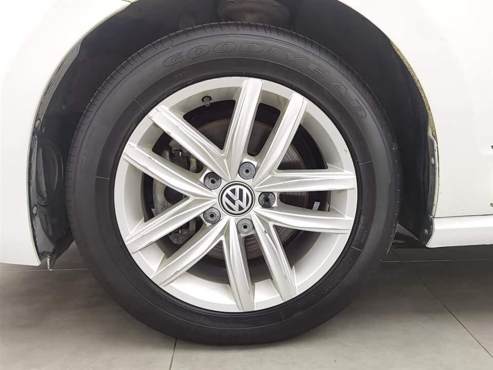 Volkswagen Golf*Jiayu