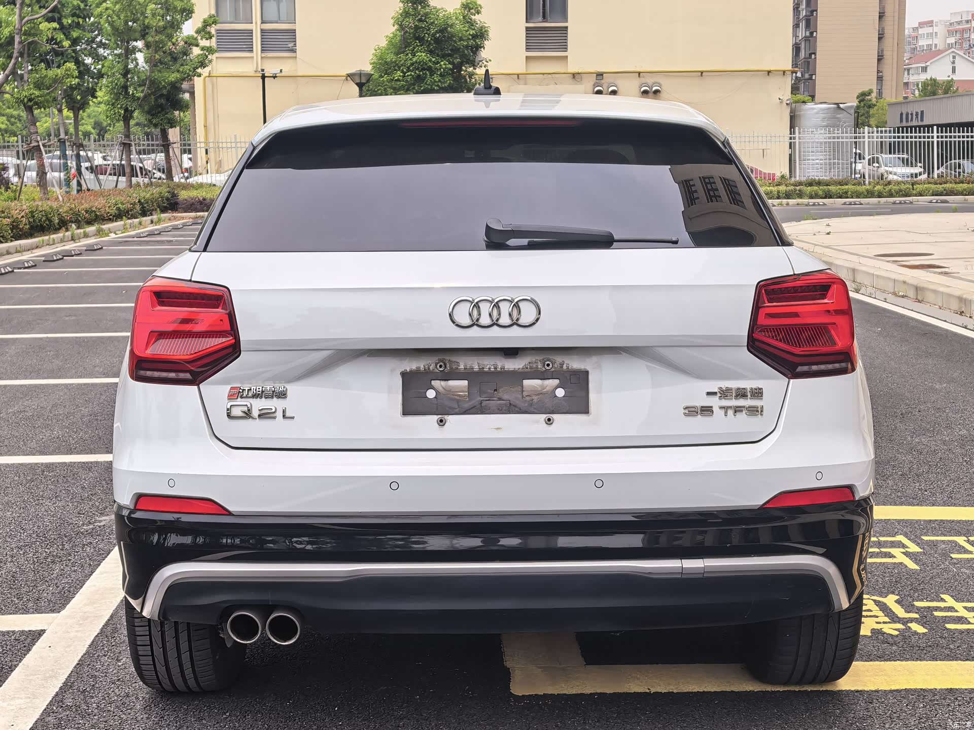 Audi Q2L, 2021 все фото