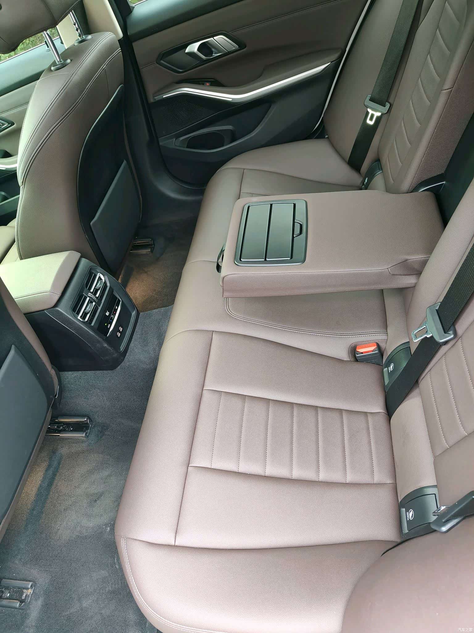 BMW 3 Series, 2021 10