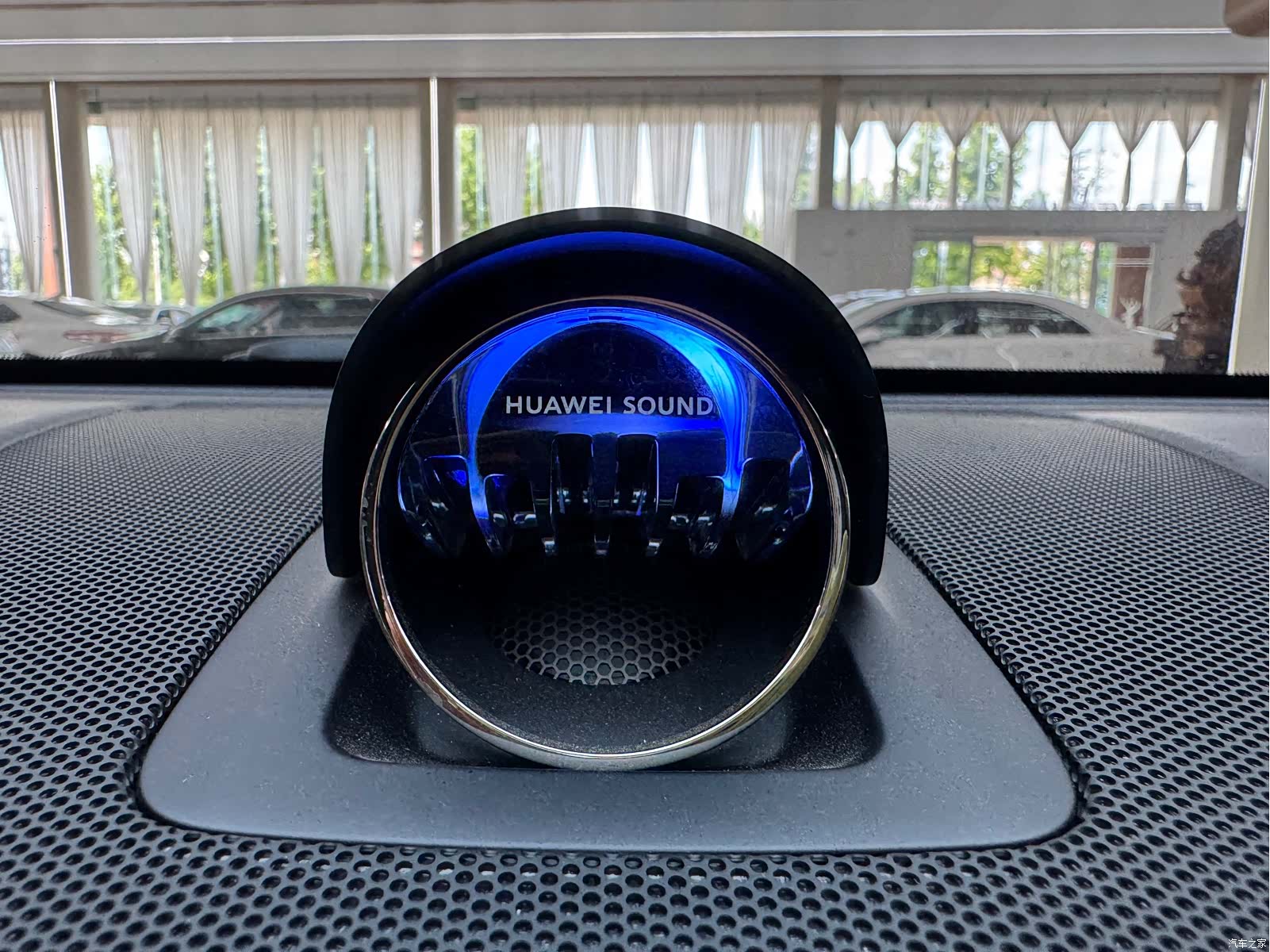 Luxeed R7, 2025 31