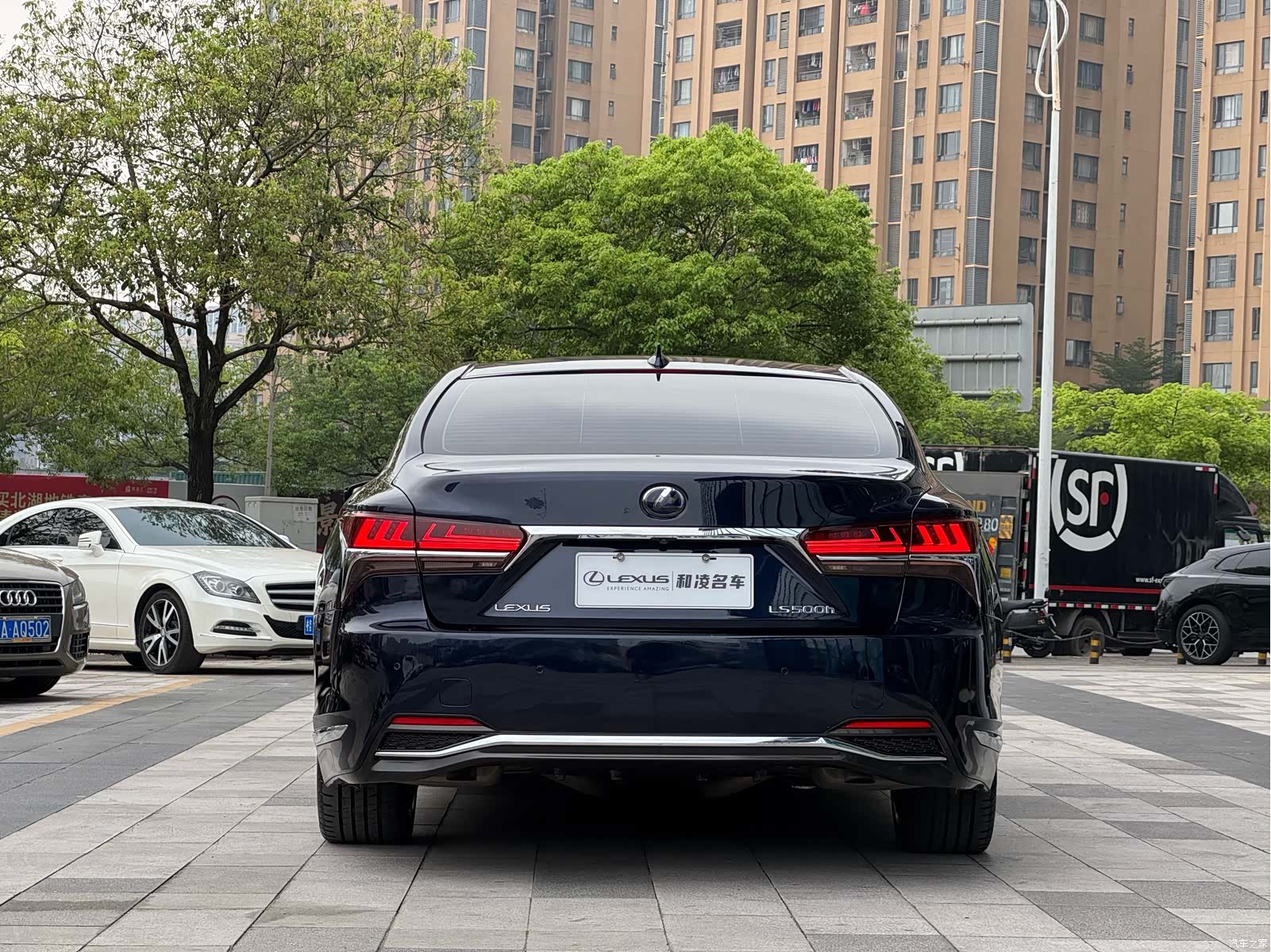 Lexus LS, 2019 все фото