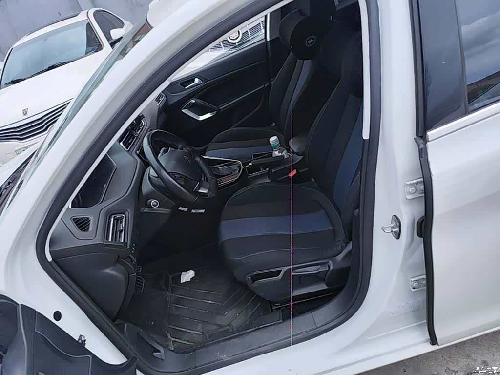 Peugeot 308, 2017 15