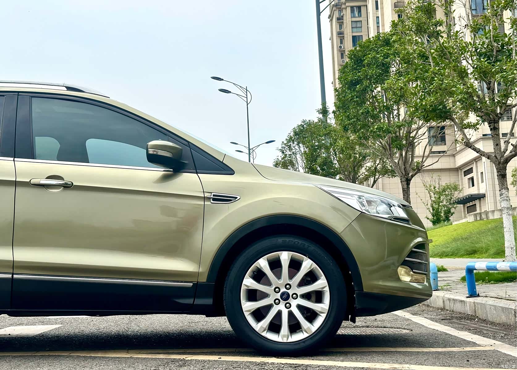 Ford Kuga, 2014 13