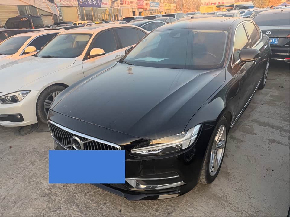 Volvo S90