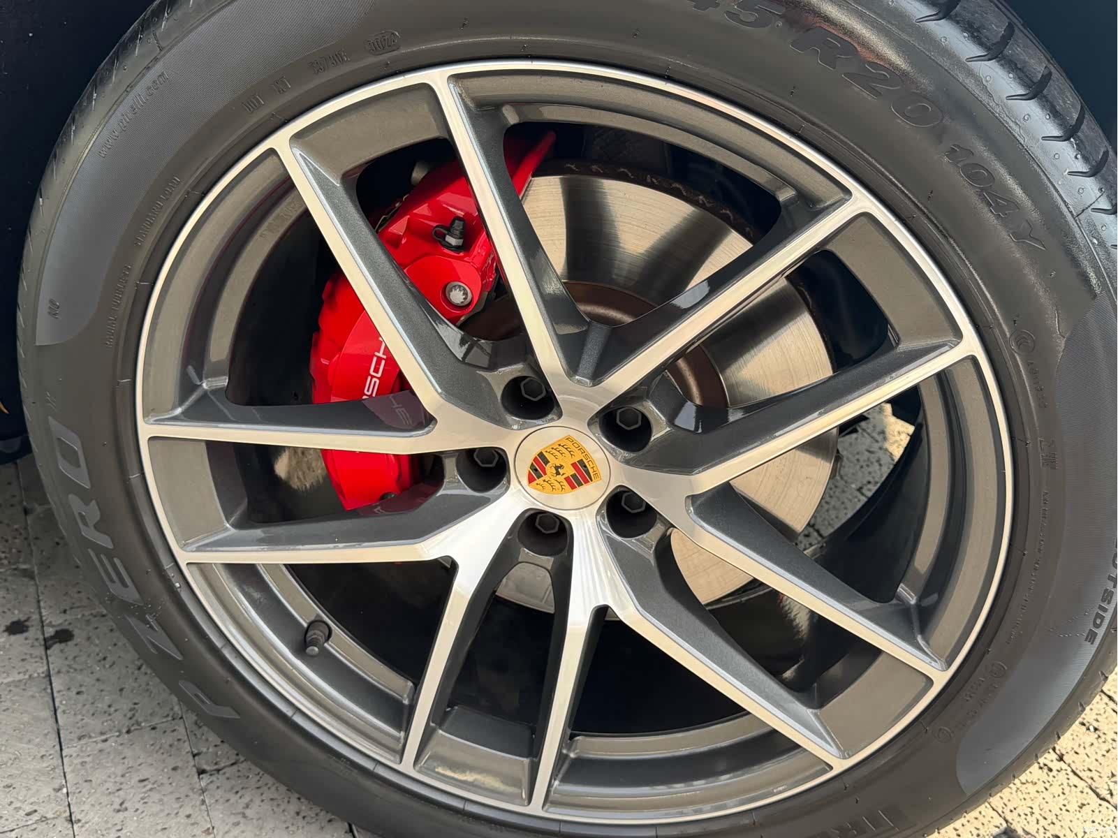 Porsche Macan, 2025 4