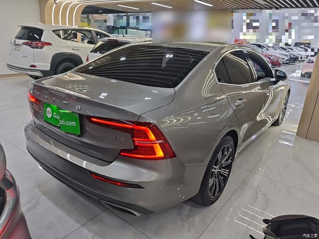 Volvo S60, 2022 7