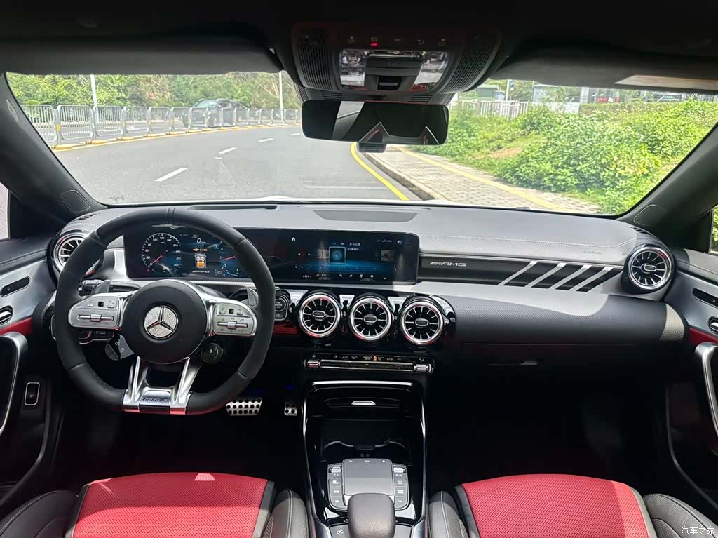 Mercedes-Benz CLA, 2022 12