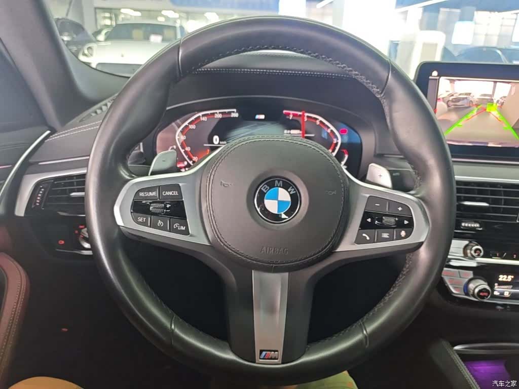 BMW 5 Series, 2022 11