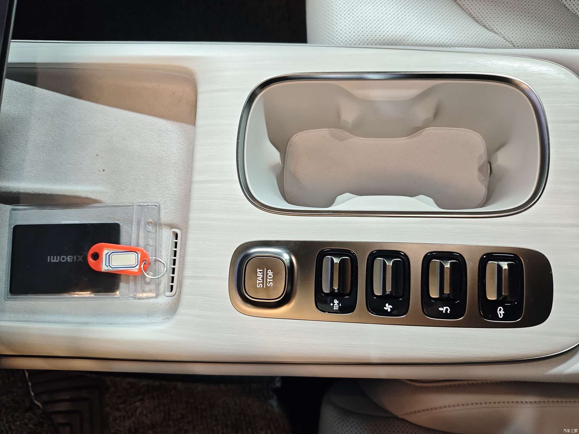 Xiaomi SU7, 2025 10