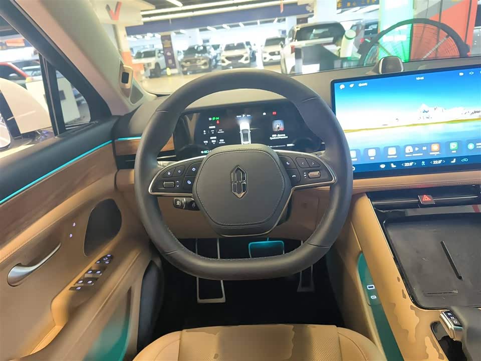 HarmonyOS Ask the world M5
