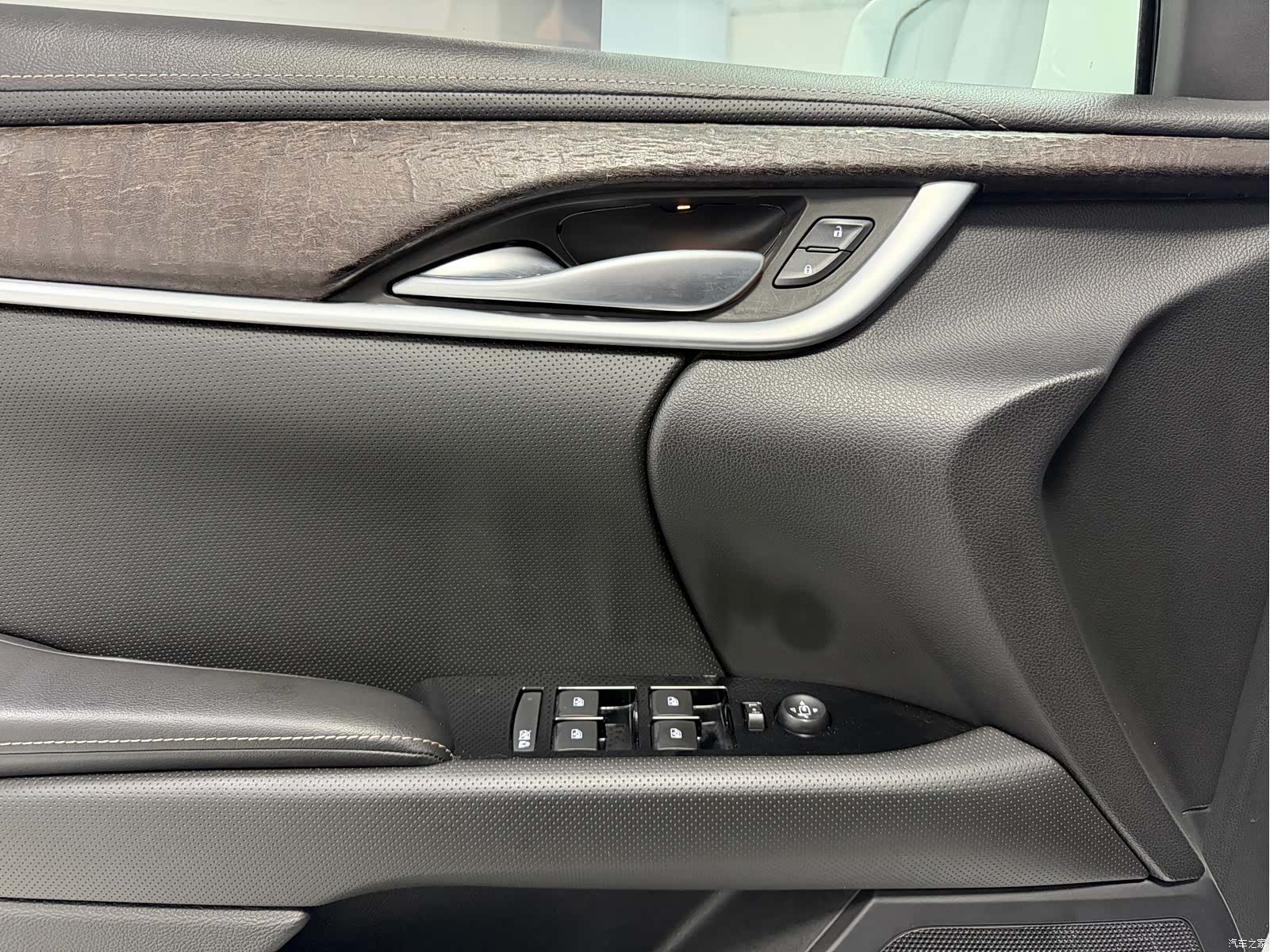Cadillac XTS, 2019 8