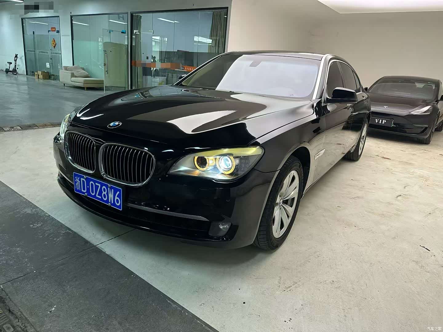 BMW 7 Series, 2010 1