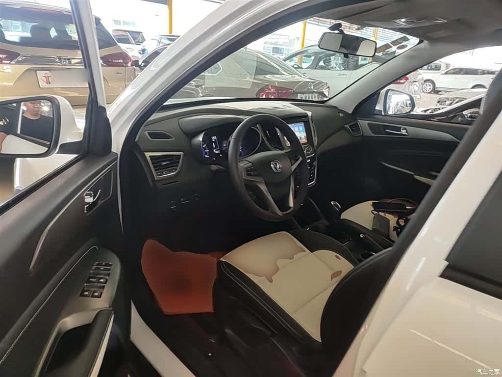Changan CS35, 2018 16