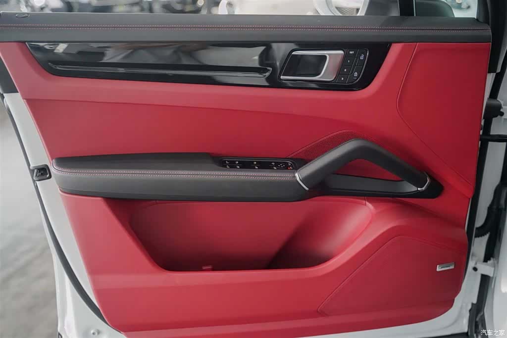 Porsche Cayenne, 2023 8