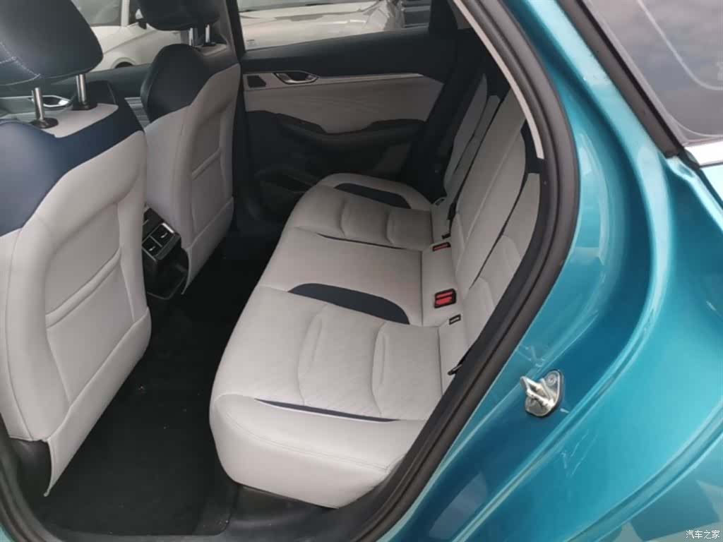 Geely Preface, 2021 17