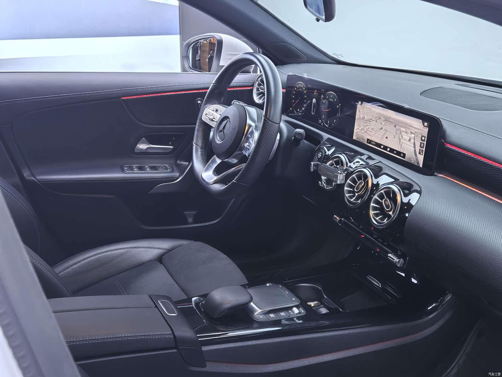 Mercedes-Benz A-Class, 2023 13
