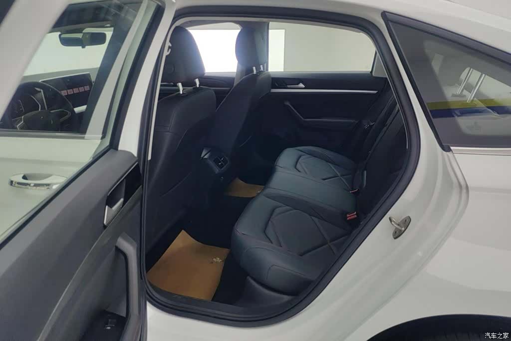 Volkswagen Lavida, 2024 11