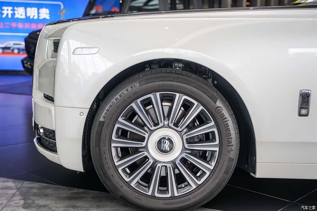 Rolls-Royce Phantom, 2019 6