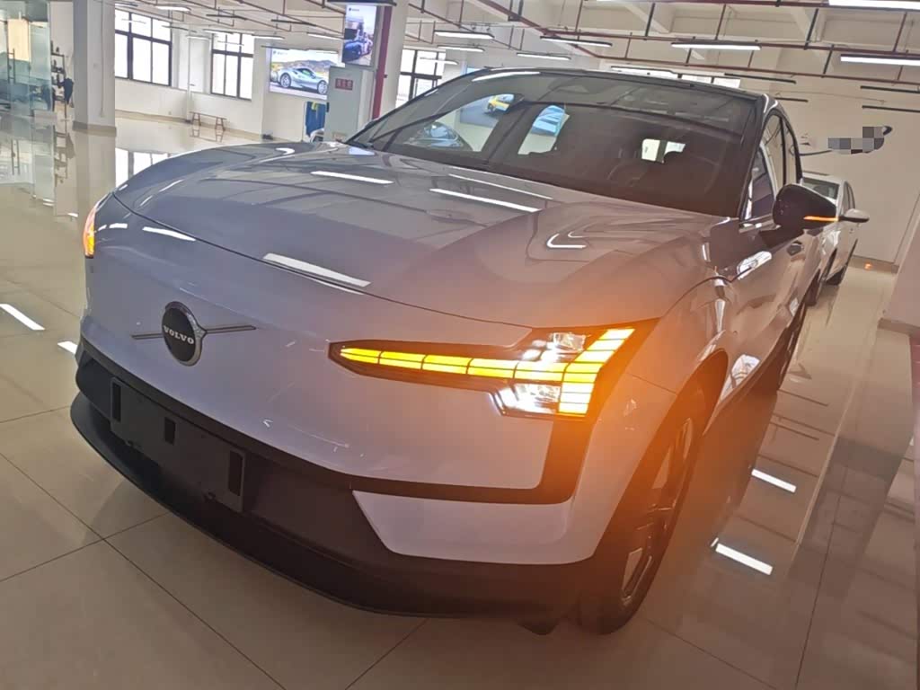 Volvo EX30